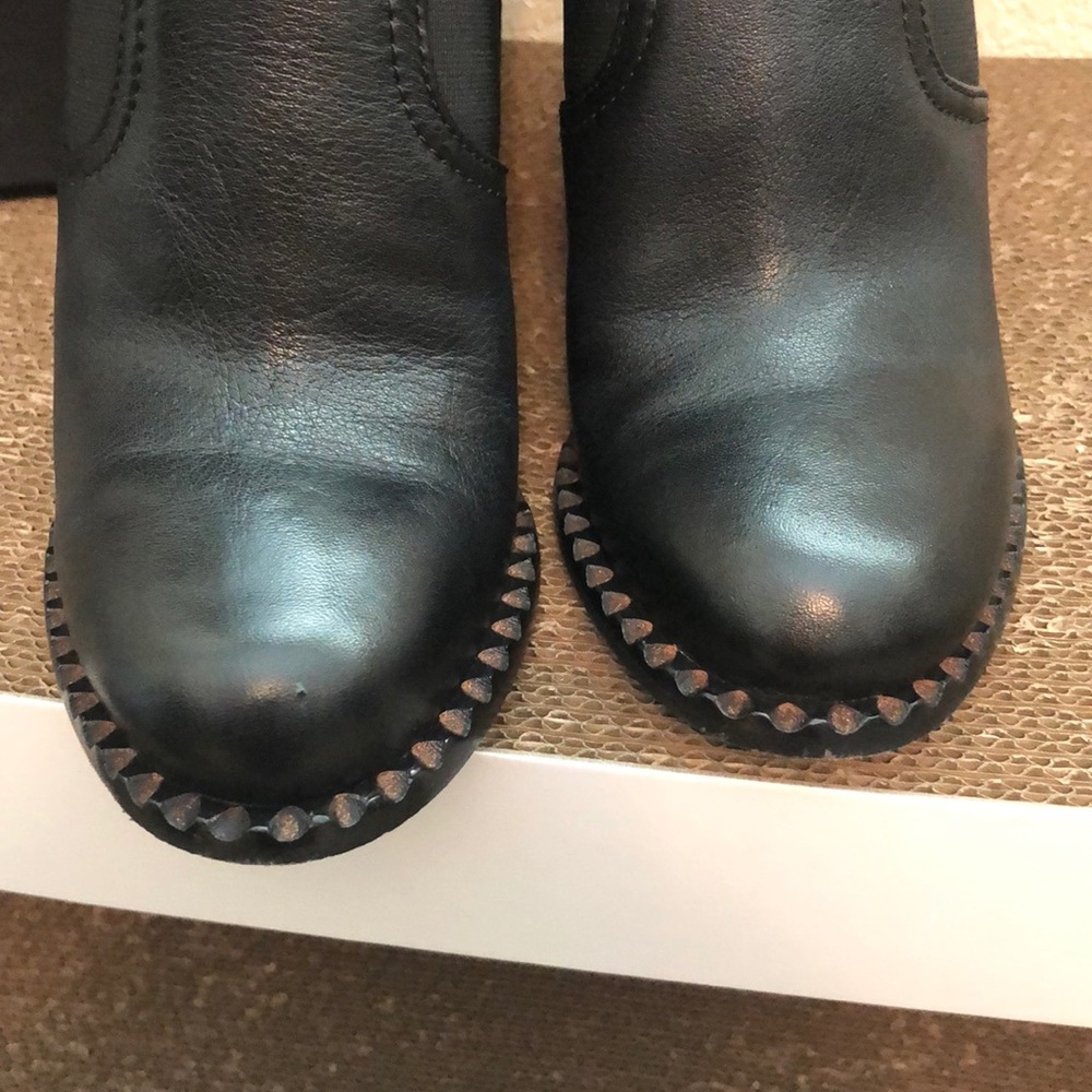 Marc by Marc Jacobs Women's Chelsea Ankle Boot - Picture 3 of 8